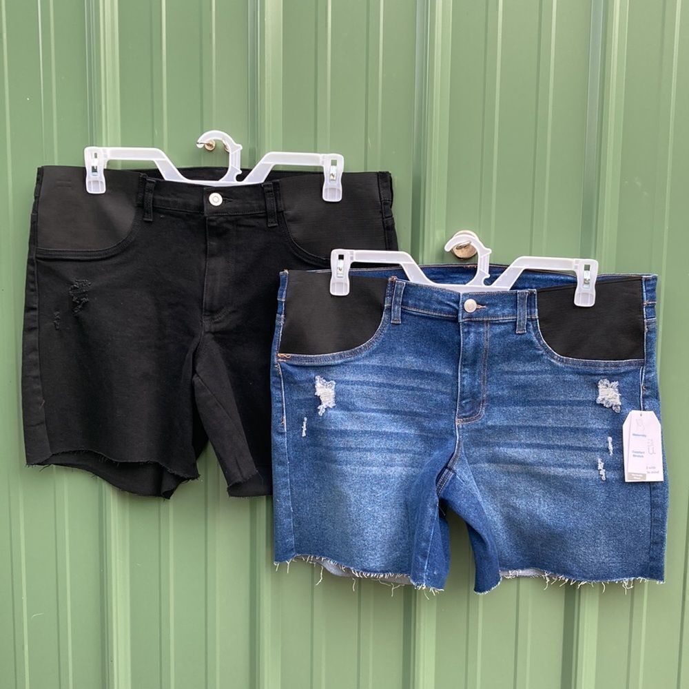 Women's Maternity Comfy Denim Bermuda Shorts 2-Pack Size XL